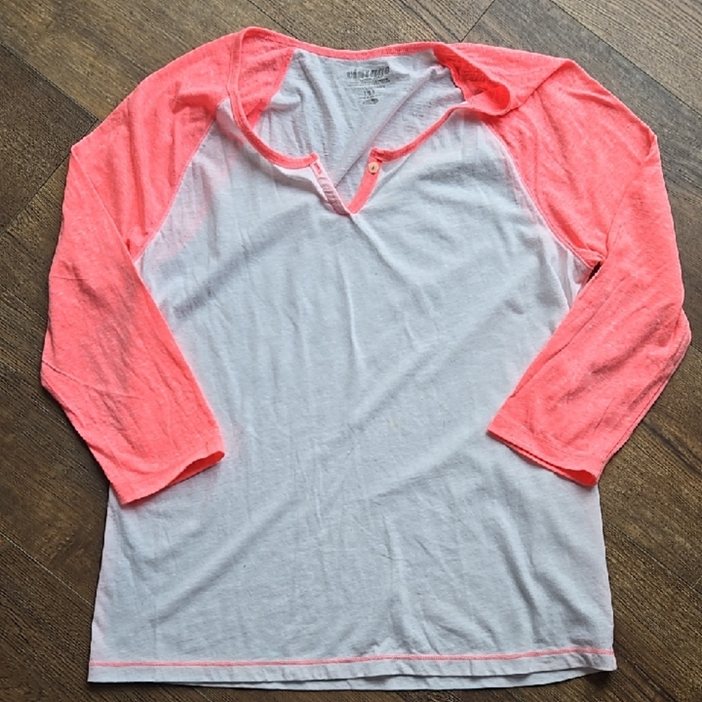 Old Navy Vintage Baseball Tee Women's Size Large